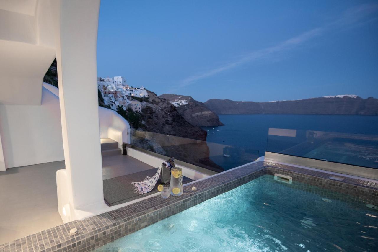 Virginia'S Cave Villas Oia  Luaran gambar