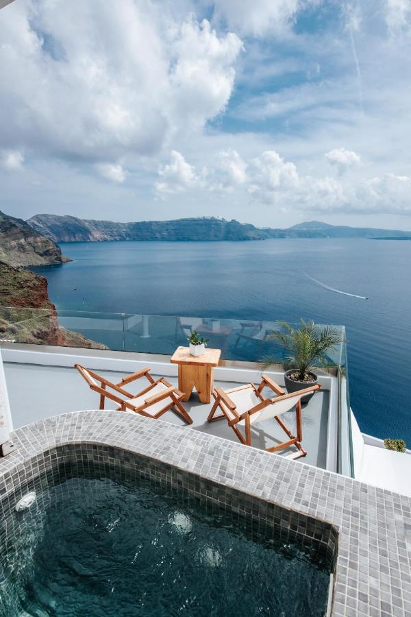 Virginia'S Cave Villas Oia  Luaran gambar